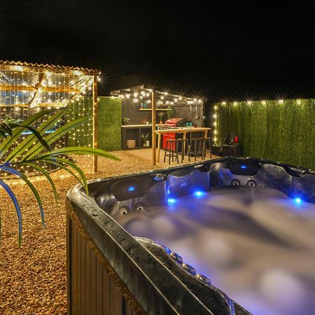 The Lodge At The Outside Inn Mountfield ภายนอก รูปภาพ