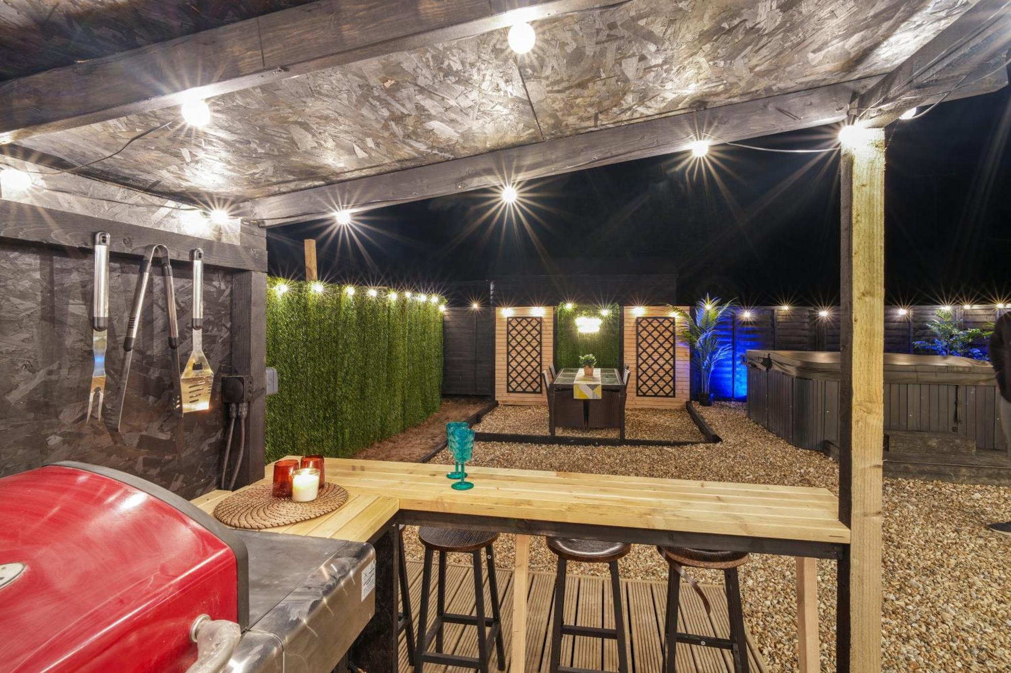 The Lodge At The Outside Inn Mountfield ภายนอก รูปภาพ